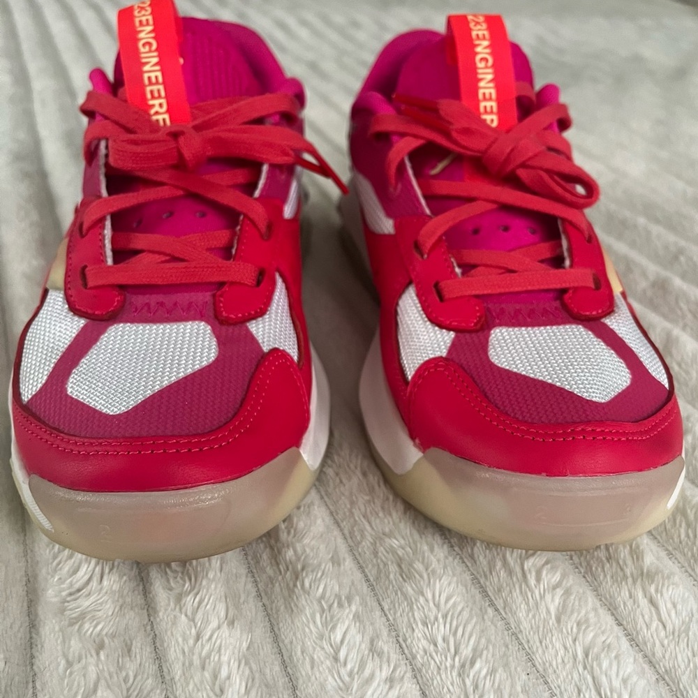 Women's Jordan Air 200E Siren Red/Pink Prime • Size 8 - Picture 9 of 17